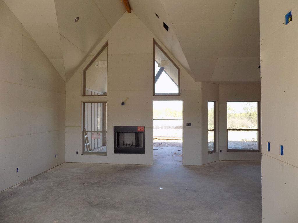 Image 3 of property listing at 3761 Wildebeest Way, San Angelo, TX 76901