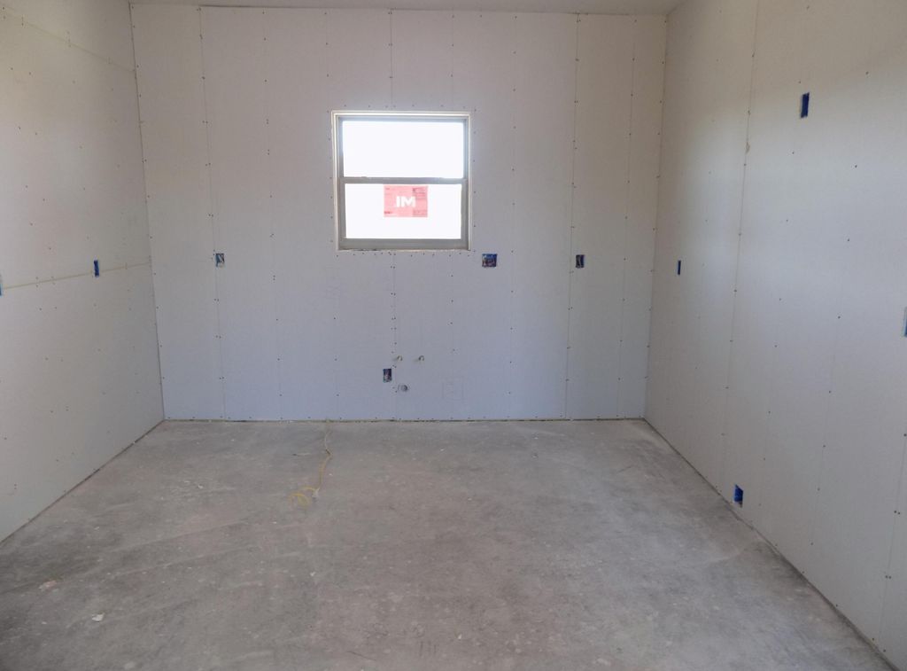 Image 5 of property listing at 3761 Wildebeest Way, San Angelo, TX 76901