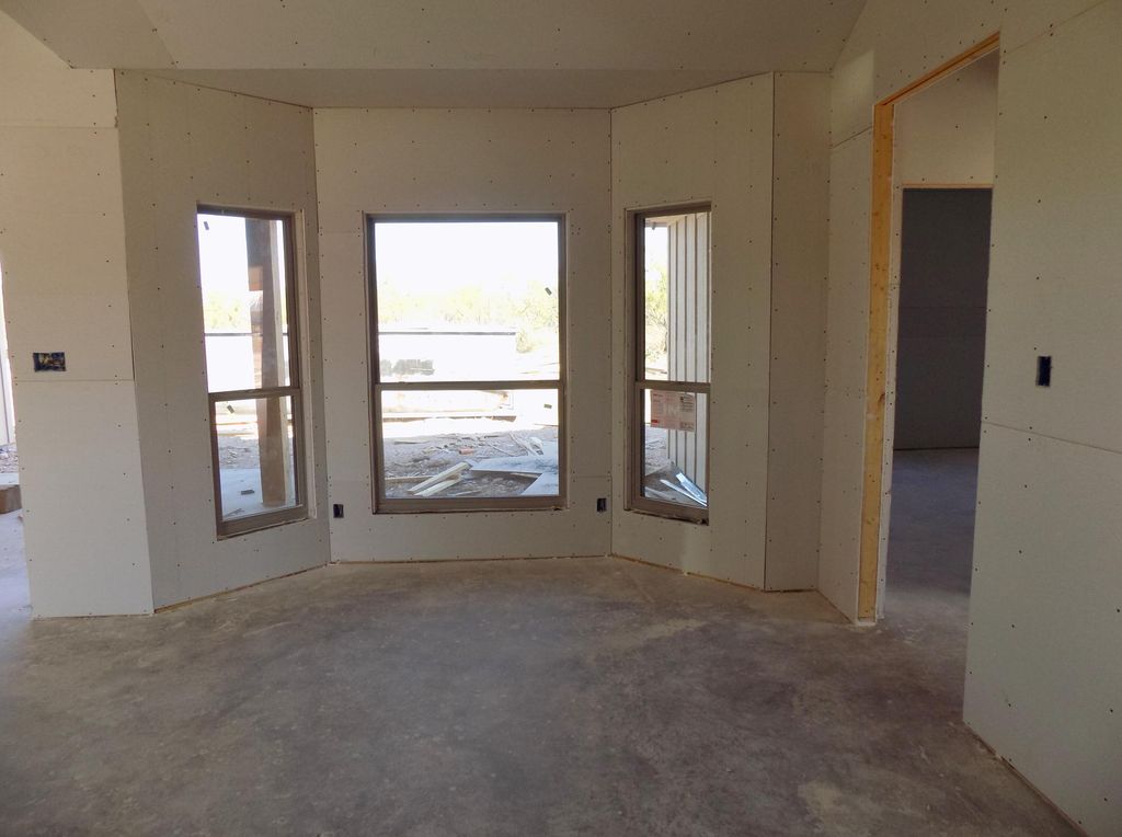Image 6 of property listing at 3761 Wildebeest Way, San Angelo, TX 76901