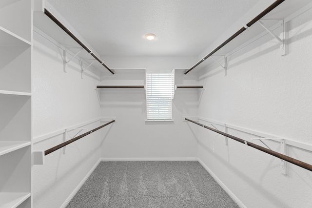 354 Lost Mine Peak LN, Dripping Springs, TX 78620