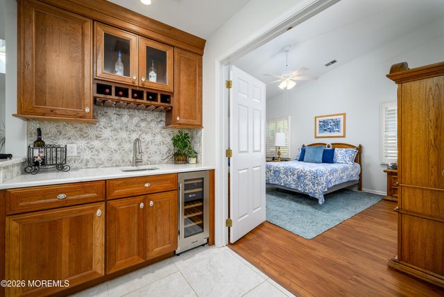 2324 N Chanticleer Court, Toms River, NJ 08755