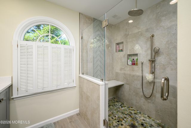 2324 N Chanticleer Court, Toms River, NJ 08755