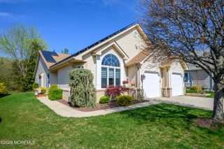 2324 N Chanticleer Court, Toms River, NJ 08755