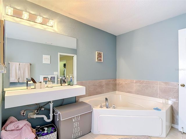 2221 SW 3RD AVENUE, Cape Coral, FL 33991
