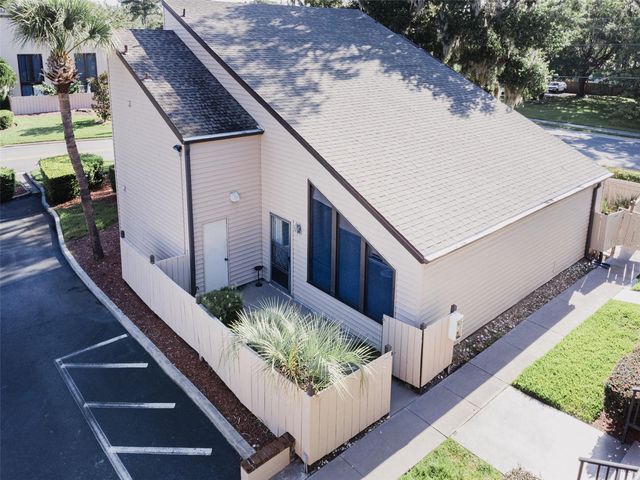 2446 NE 7TH ST 57, Ocala, FL 34470