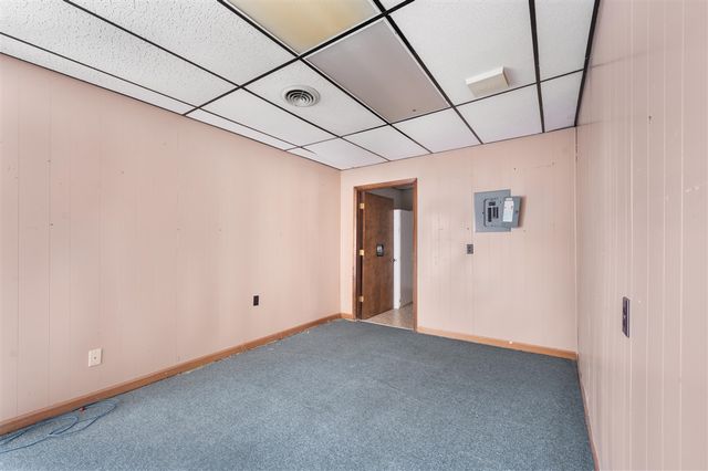 203 S 3rd Avenue, Big Rapids, MI 49307