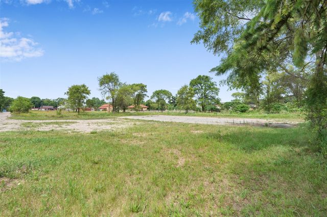 203 S 3rd Avenue, Big Rapids, MI 49307