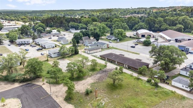 203 S 3rd Avenue, Big Rapids, MI 49307