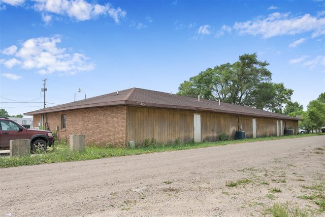 203 S 3rd Avenue, Big Rapids, MI 49307