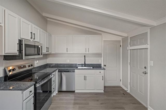 4027 E 45th Street, Kansas City, MO 64130