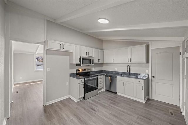 4027 E 45th Street, Kansas City, MO 64130