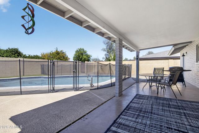 418 W JASPER Drive W, Chandler, AZ 85225