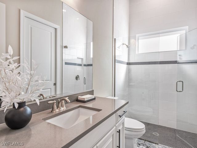 3417 Wellfleet LN, Naples, FL 34114