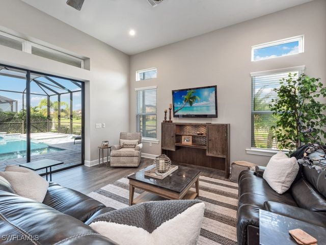 3417 Wellfleet LN, Naples, FL 34114