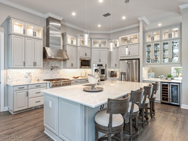 3417 Wellfleet LN, Naples, FL 34114