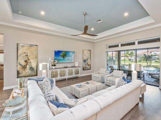 3417 Wellfleet LN, Naples, FL 34114