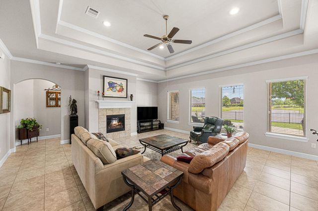 90 Rivercove Lane, Richmond, TX 77406