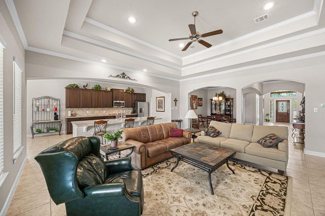 90 Rivercove Lane, Richmond, TX 77406