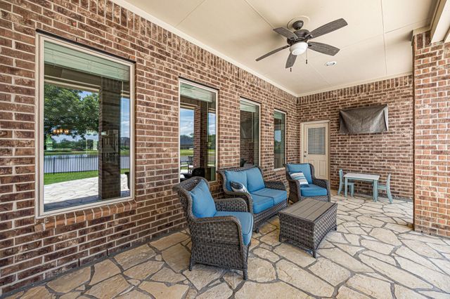 90 Rivercove Lane, Richmond, TX 77406