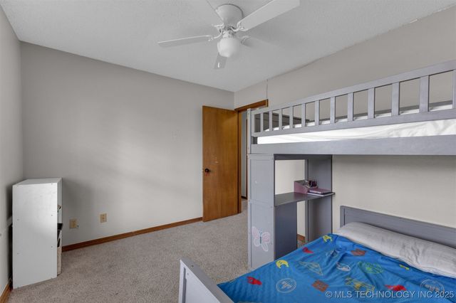 11777 E Oak Street, Claremore, OK 74019