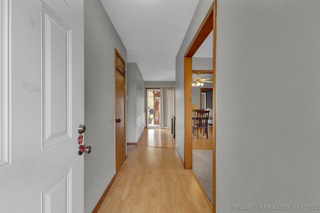 11777 E Oak Street, Claremore, OK 74019