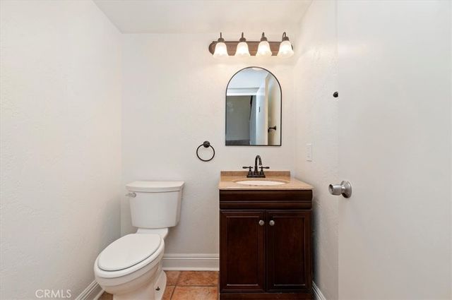 941 Inn Keeper D, Corona, CA 92881