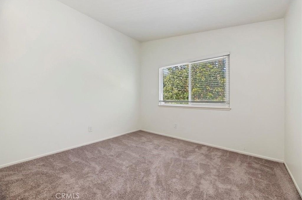 Image 23 of property listing at 941 Inn Keeper D, Corona, CA 92881