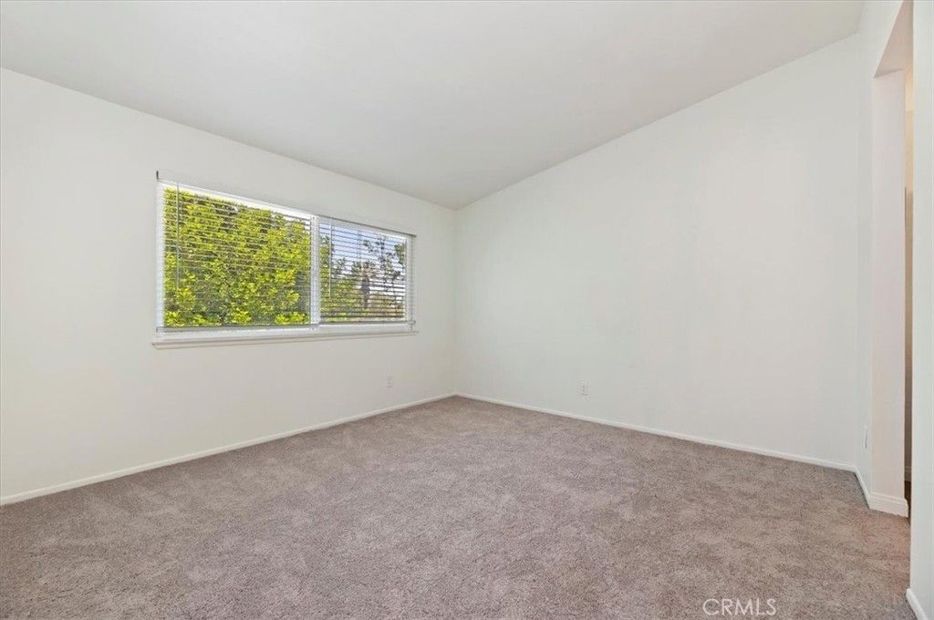 Image 24 of property listing at 941 Inn Keeper D, Corona, CA 92881