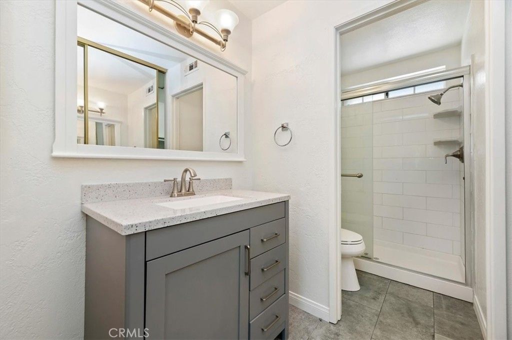 Image 27 of property listing at 941 Inn Keeper D, Corona, CA 92881