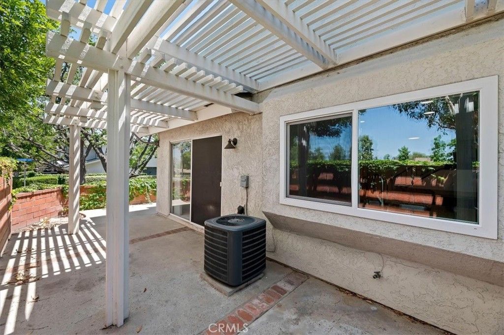 Image 33 of property listing at 941 Inn Keeper D, Corona, CA 92881