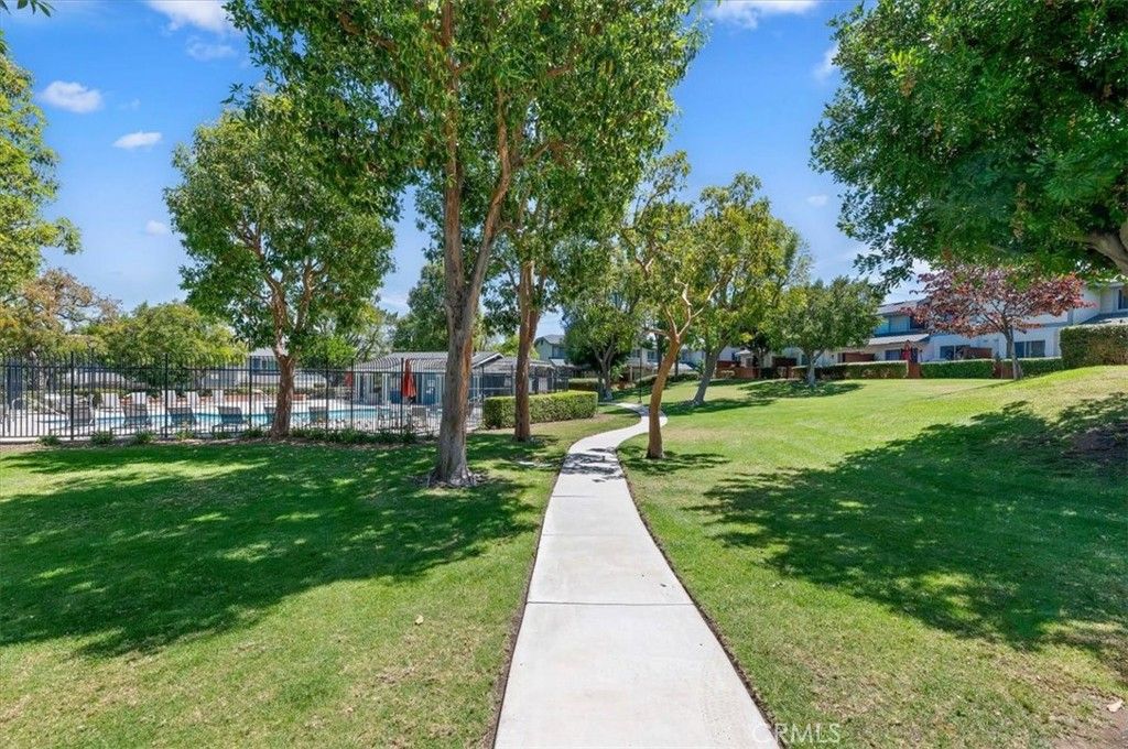 Image 36 of property listing at 941 Inn Keeper D, Corona, CA 92881