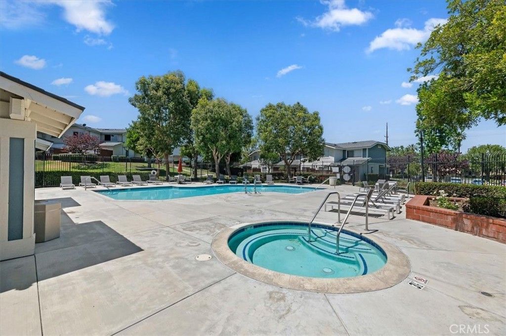 Image 40 of property listing at 941 Inn Keeper D, Corona, CA 92881