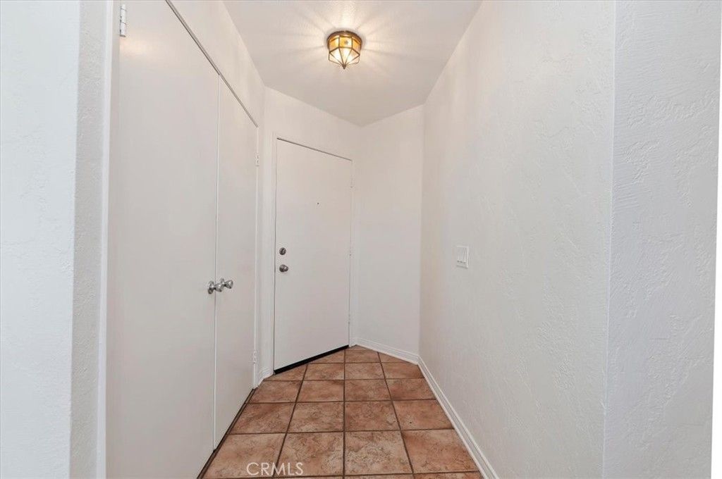 Image 6 of property listing at 941 Inn Keeper D, Corona, CA 92881