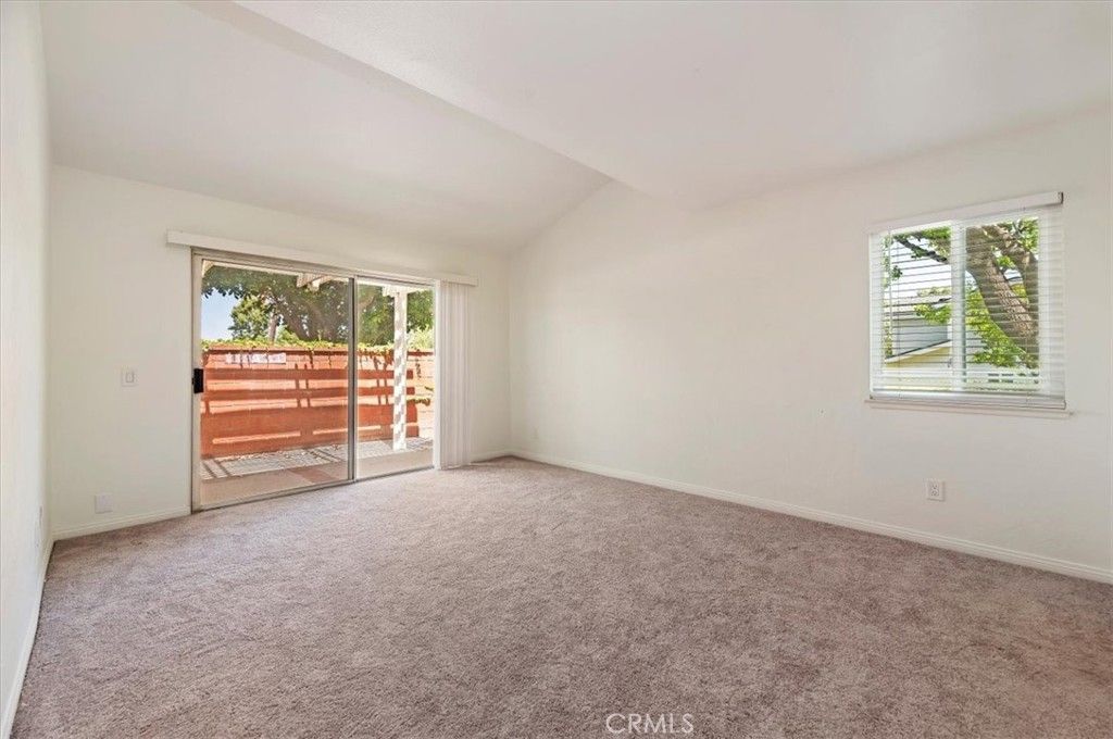 Image 9 of property listing at 941 Inn Keeper D, Corona, CA 92881