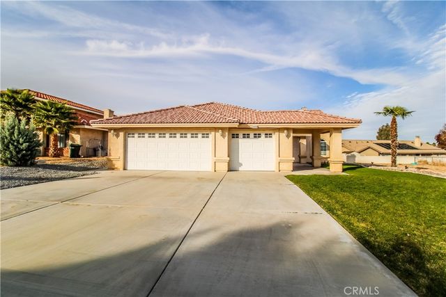 17772 Pebble Beach, Victorville, CA 92395