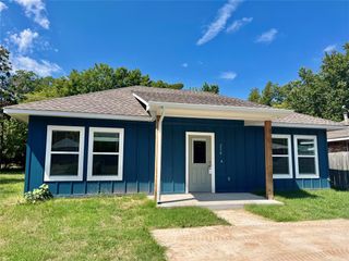 238 S Oak Avenue, Shawnee, OK 74801