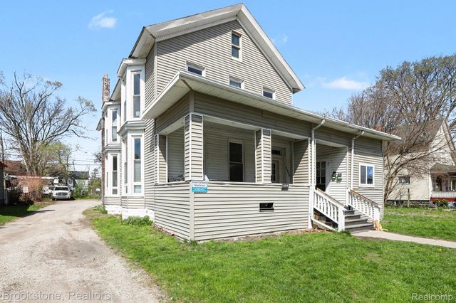 1317 6th Street, Port Huron, MI 48060
