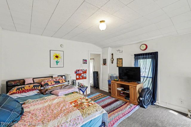 1317 6th Street, Port Huron, MI 48060