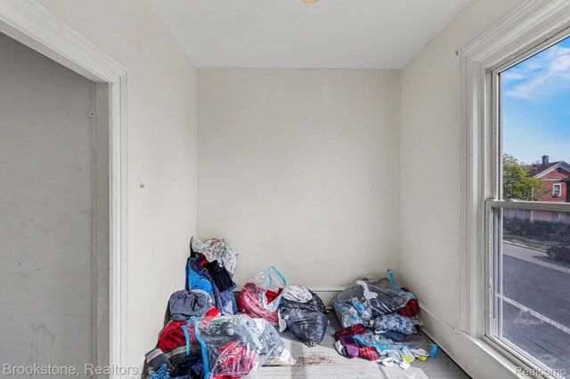 1317 6th Street, Port Huron, MI 48060
