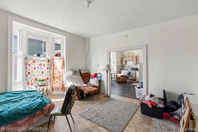 1317 6th Street, Port Huron, MI 48060