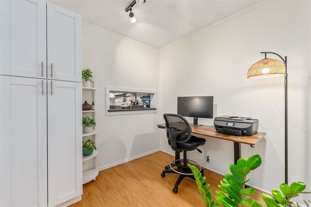 6370 Hawaii Kai Drive 2, Honolulu, HI 96825
