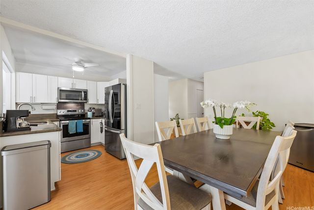 6370 Hawaii Kai Drive 2, Honolulu, HI 96825