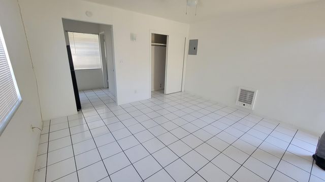 1927 Lincoln Street 4, Hollywood, FL 33020