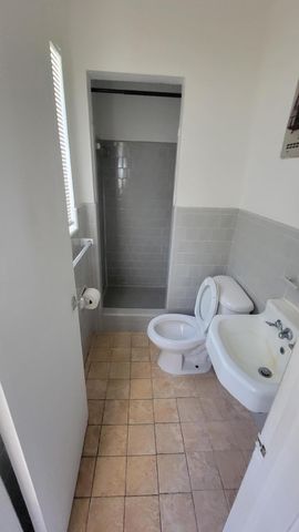1927 Lincoln Street 4, Hollywood, FL 33020