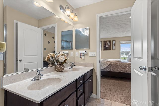 4146 Spicebush Drive, Tipp City, OH 45371