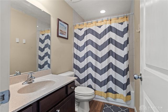 4146 Spicebush Drive, Tipp City, OH 45371