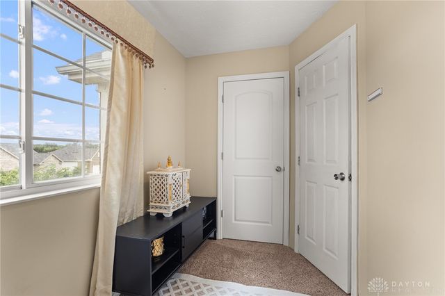 4146 Spicebush Drive, Tipp City, OH 45371