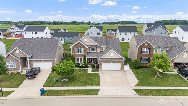 4146 Spicebush Drive, Tipp City, OH 45371