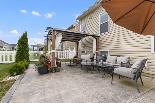4146 Spicebush Drive, Tipp City, OH 45371