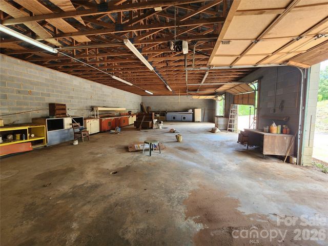 130 Susan Road, Casar, NC 28020